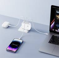 �������� �� 4 ������� 3�USB-C + 1X USB A 67W XO CE39